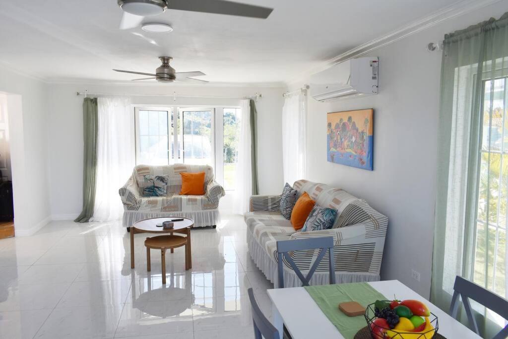 Вилла Irie Vibes Ocean View Негрил Экстерьер фото