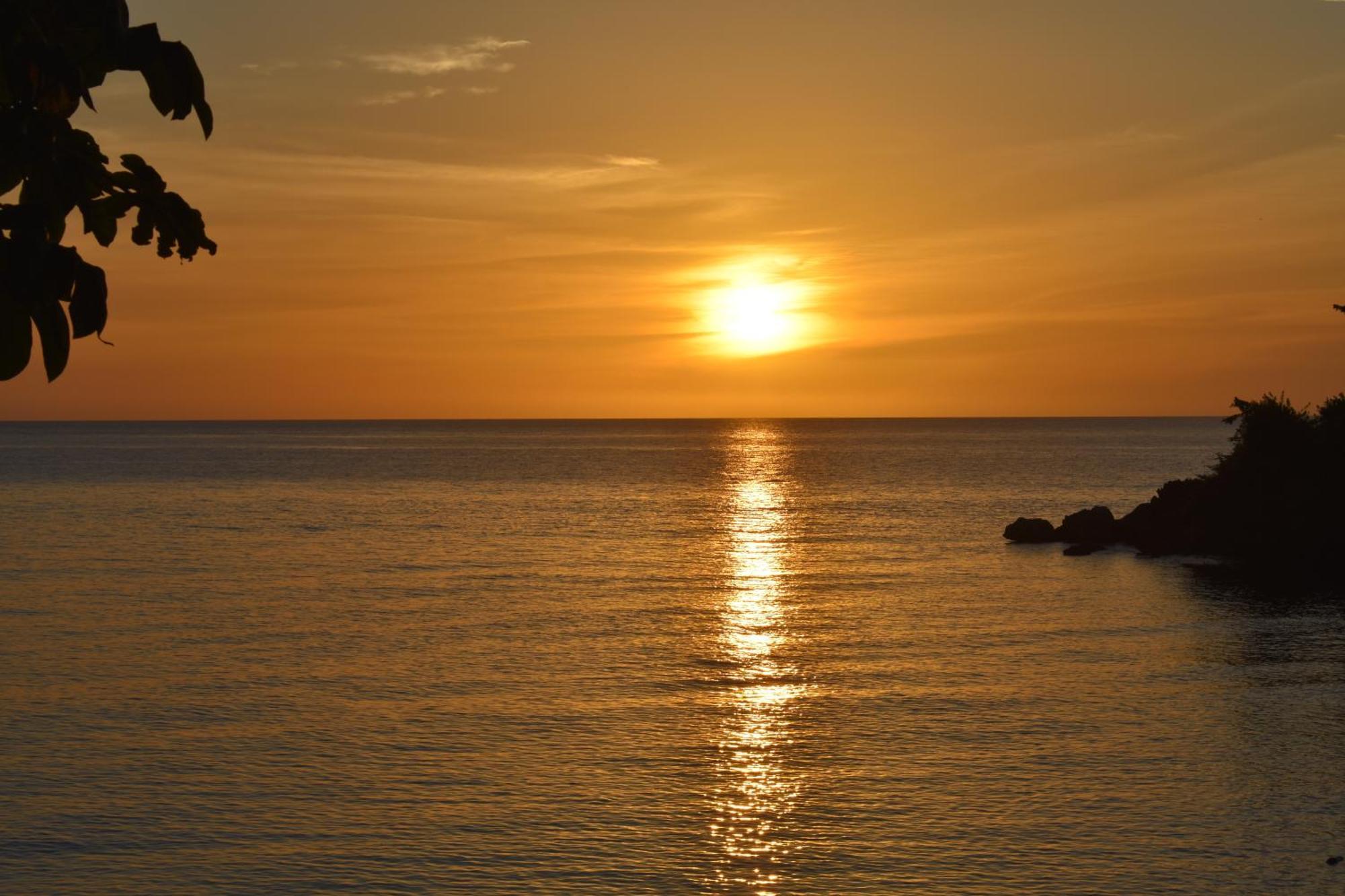 Вилла Irie Vibes Ocean View Негрил Экстерьер фото